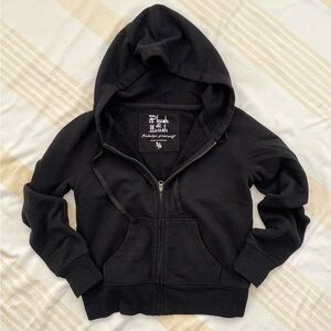 V.S | Plush & Lush UNWORN so SOFT Classic Black Zip-Up Oversized Hoodie